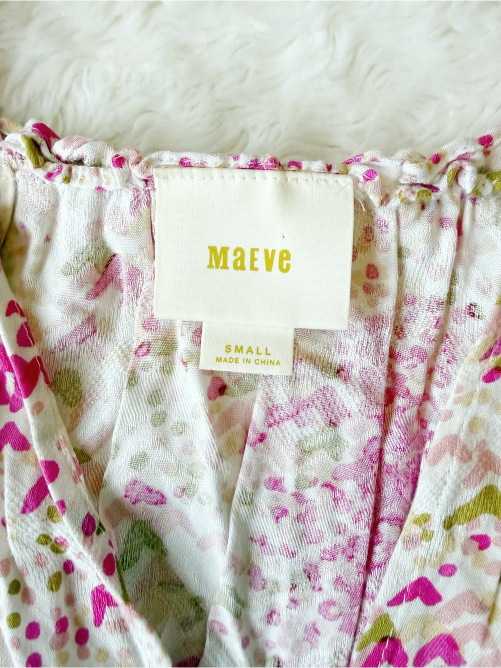 Maeve Anthropologie Woman V-Neck Ruffle Smocked Flowy Sleeveless Top SMALL Boho - Picture 4 of 8